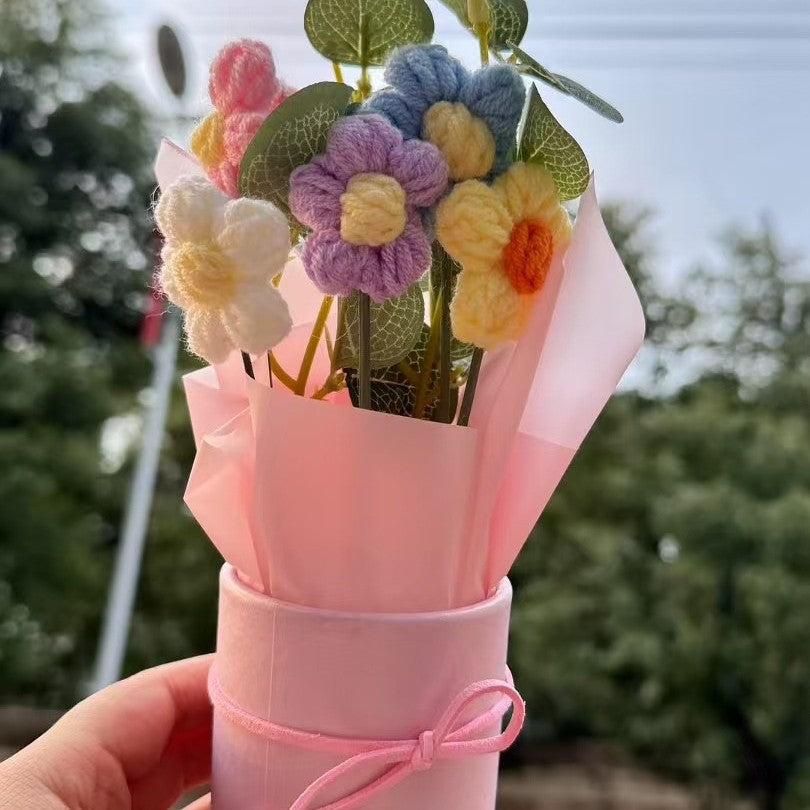 DIY Hand-woven Knitted Flower Decorations