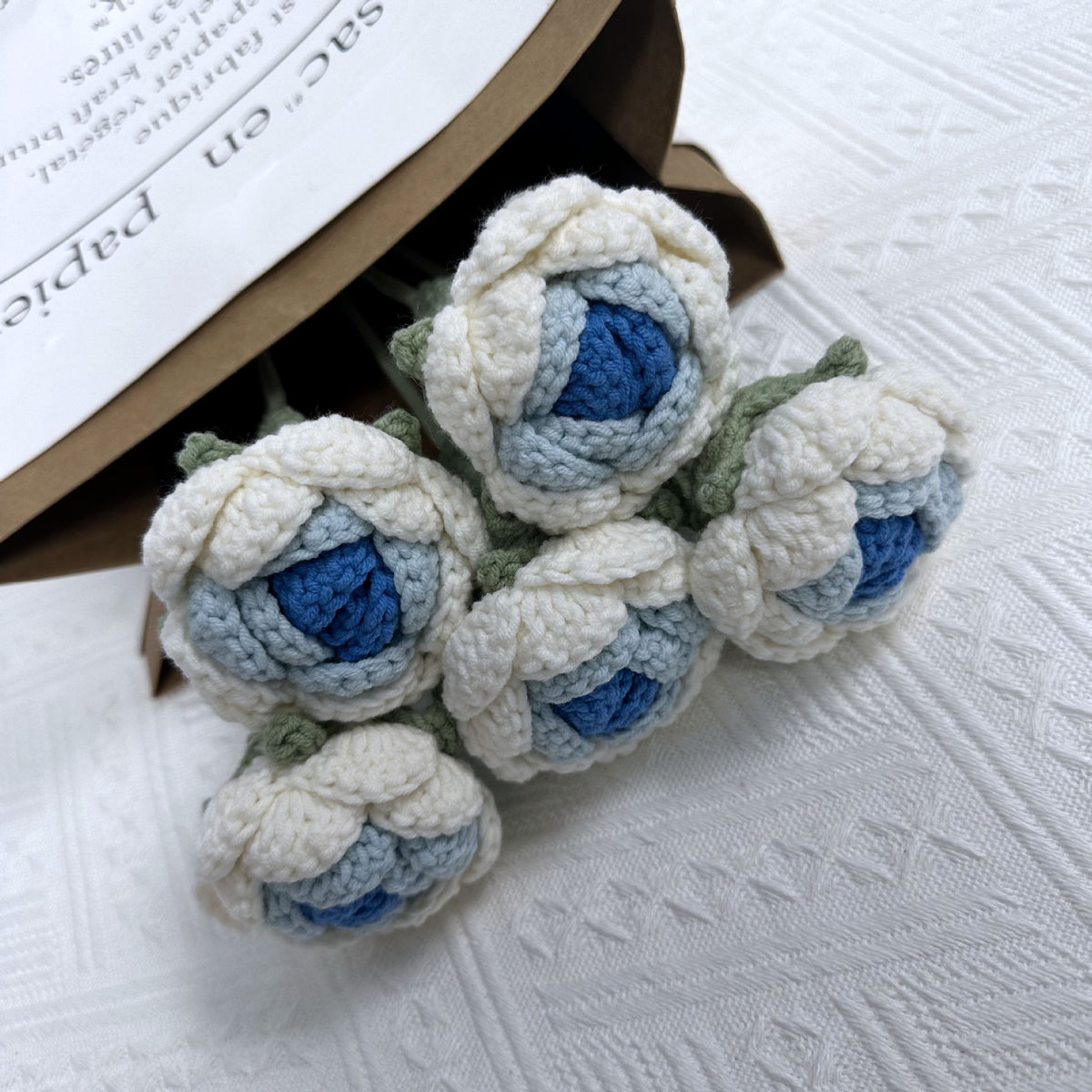 Overturn Pointed Rose Wool Hand-woven Flower Finished Product
