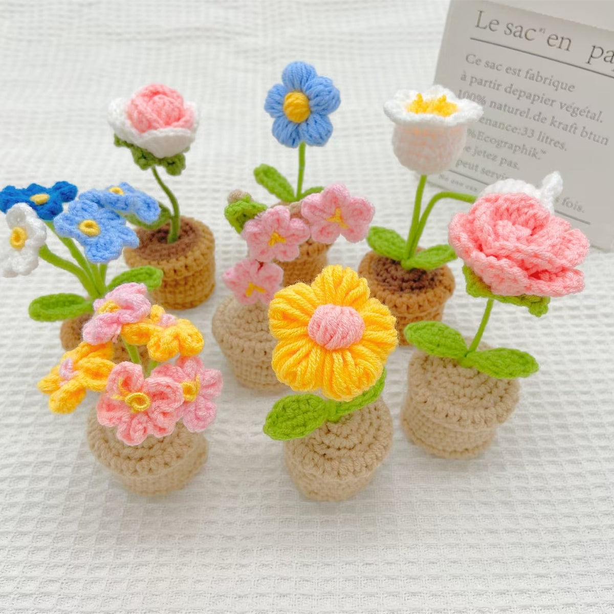 Hand-woven Mini Potted Office Decorations Wool Finished Product