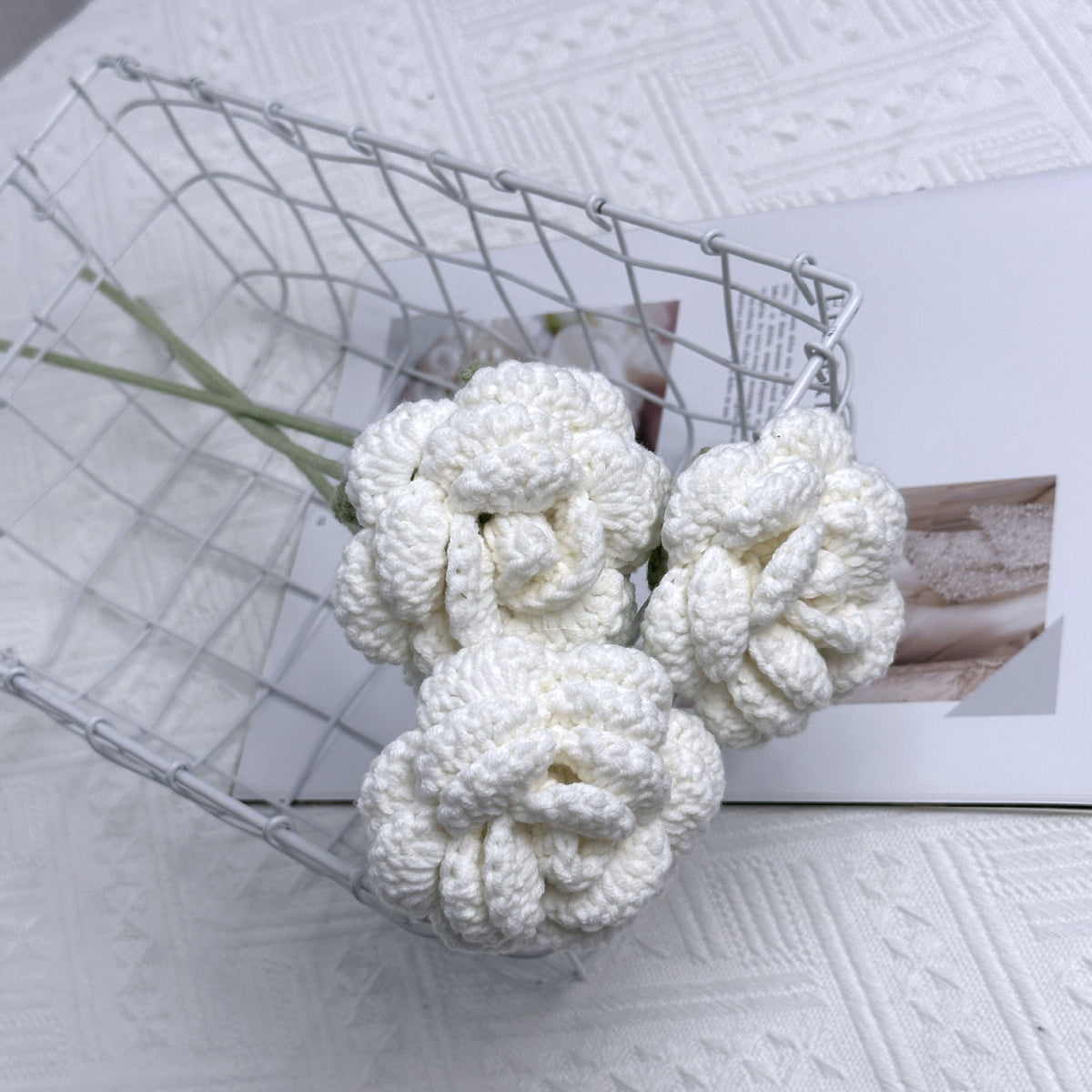 Overturn Pointed Rose Wool Hand-woven Flower Finished Product