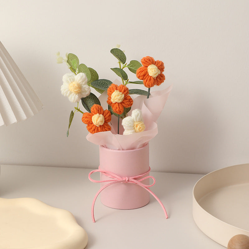 DIY Hand-woven Knitted Flower Decorations
