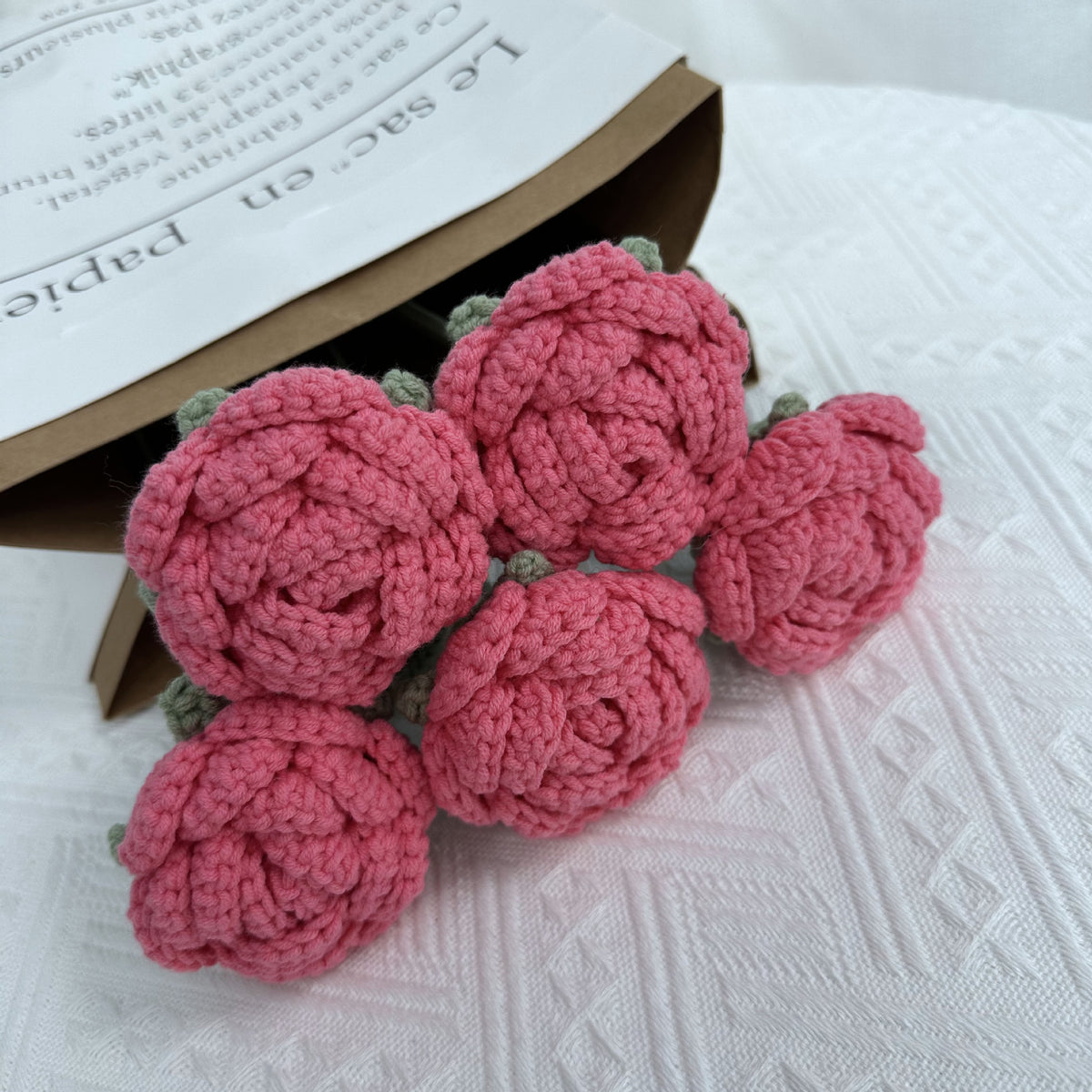 Overturn Pointed Rose Wool Hand-woven Flower Finished Product