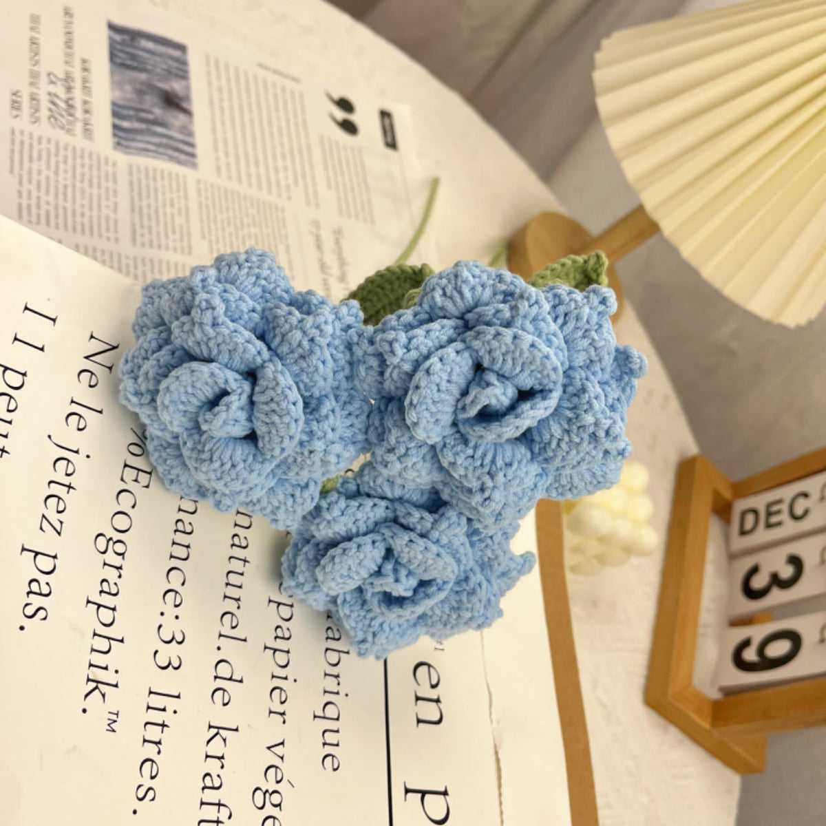 Overturn Pointed Rose Wool Hand-woven Flower Finished Product