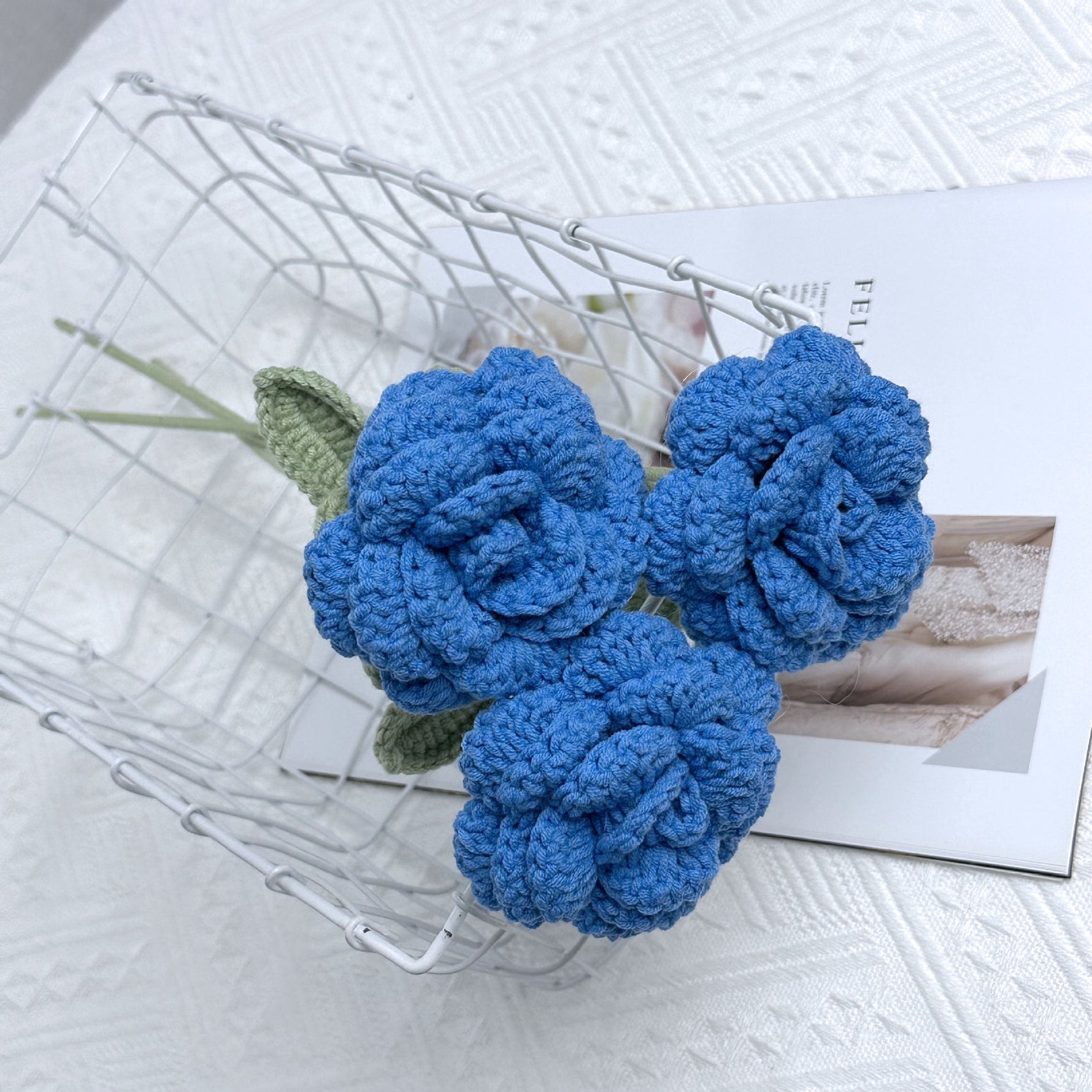 Overturn Pointed Rose Wool Hand-woven Flower Finished Product