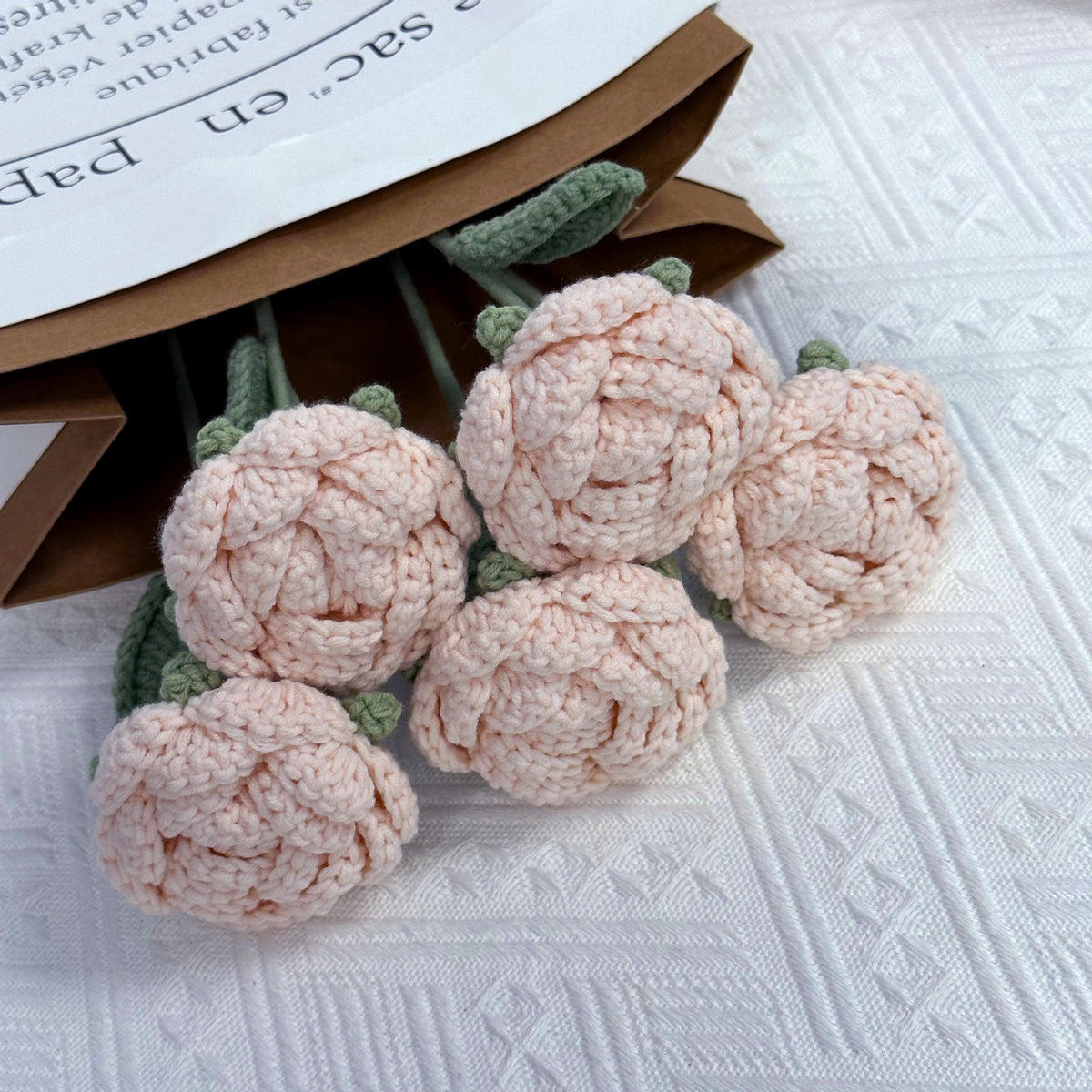 Overturn Pointed Rose Wool Hand-woven Flower Finished Product